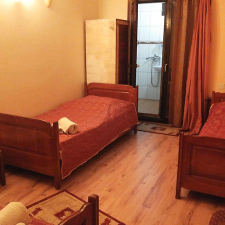 Hotel Vuk Скопье Экстерьер фото