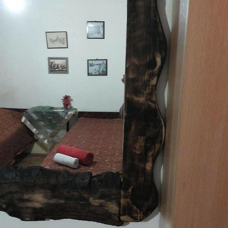 Hotel Vuk Скопье Экстерьер фото