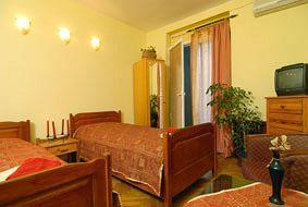 Hotel Vuk Скопье Экстерьер фото